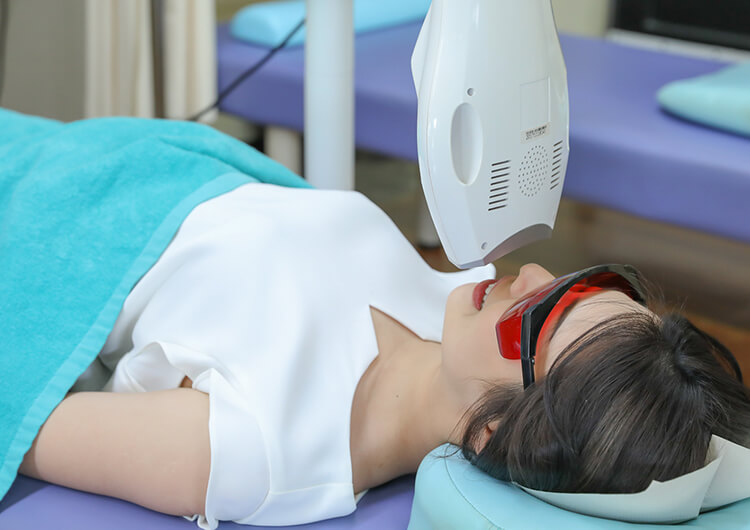 西が丘整骨院のホワイトニングの様子
